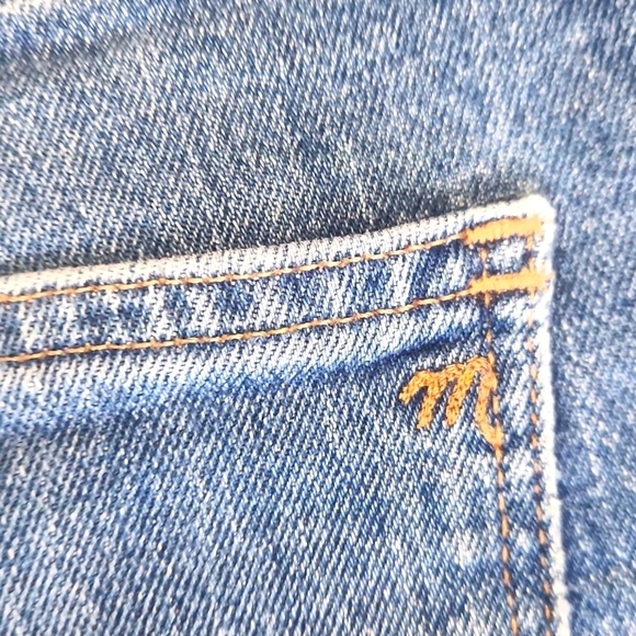 Madewell HighRise Button Fly Medium Wash Jean Shorts - Picture 6 of 6
